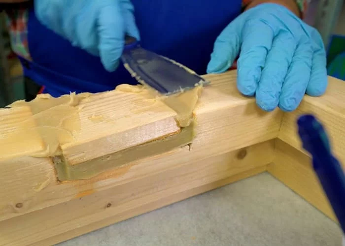 Holz reparieren mit RENOFLEX; So funktioniert die Holzreparatur